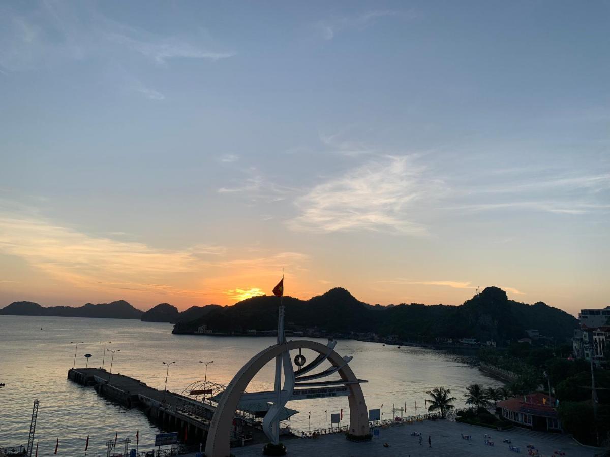 Catba Pod Hostel - Restaurant And Rooftop Bar Dong Khe Sau ภายนอก รูปภาพ