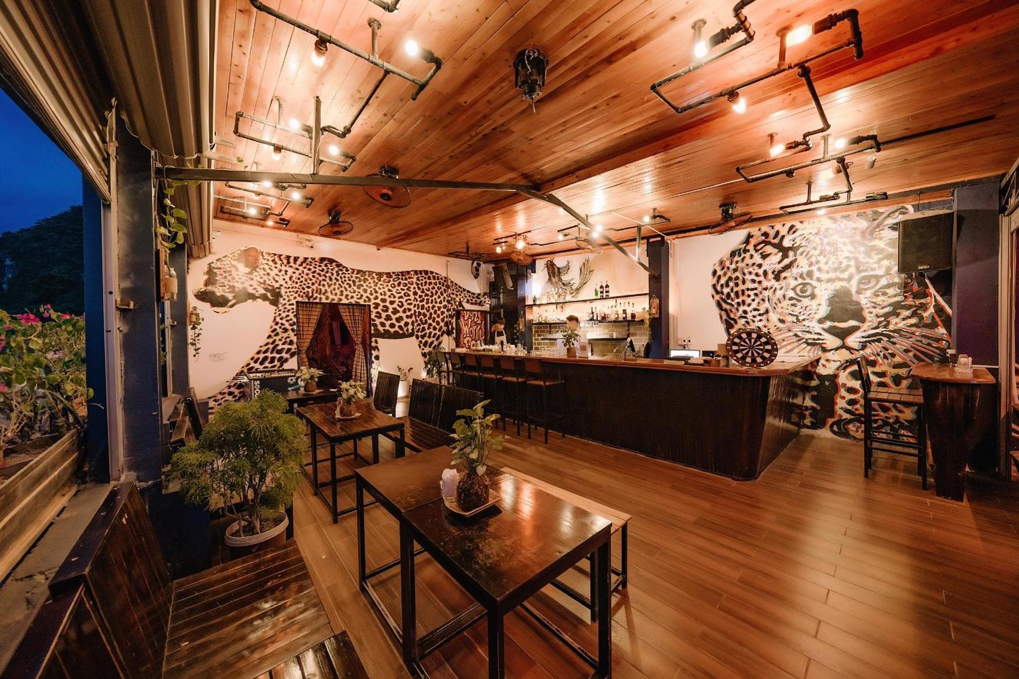 Catba Pod Hostel - Restaurant And Rooftop Bar Dong Khe Sau ภายนอก รูปภาพ