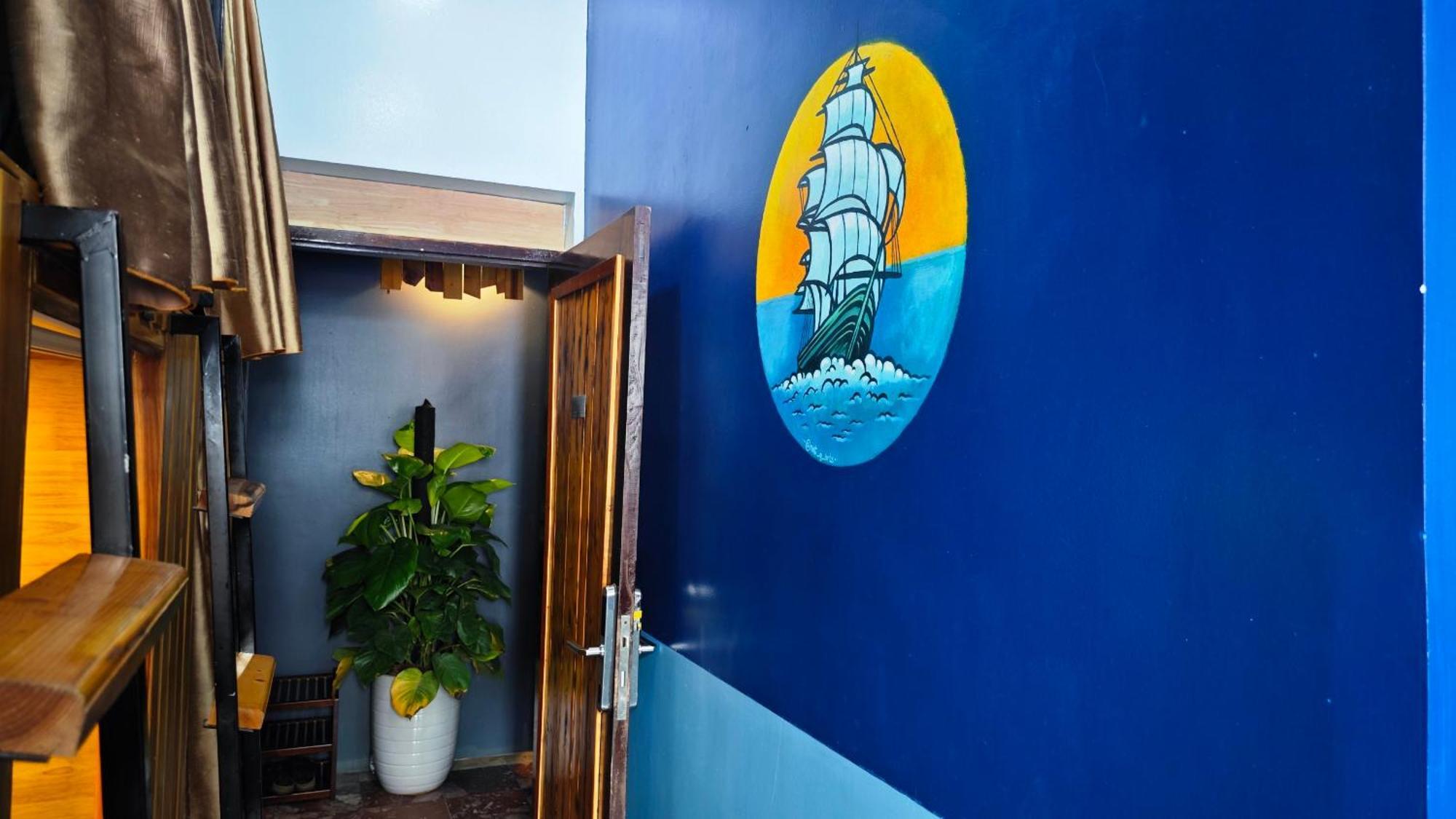 Catba Pod Hostel - Restaurant And Rooftop Bar Dong Khe Sau ภายนอก รูปภาพ