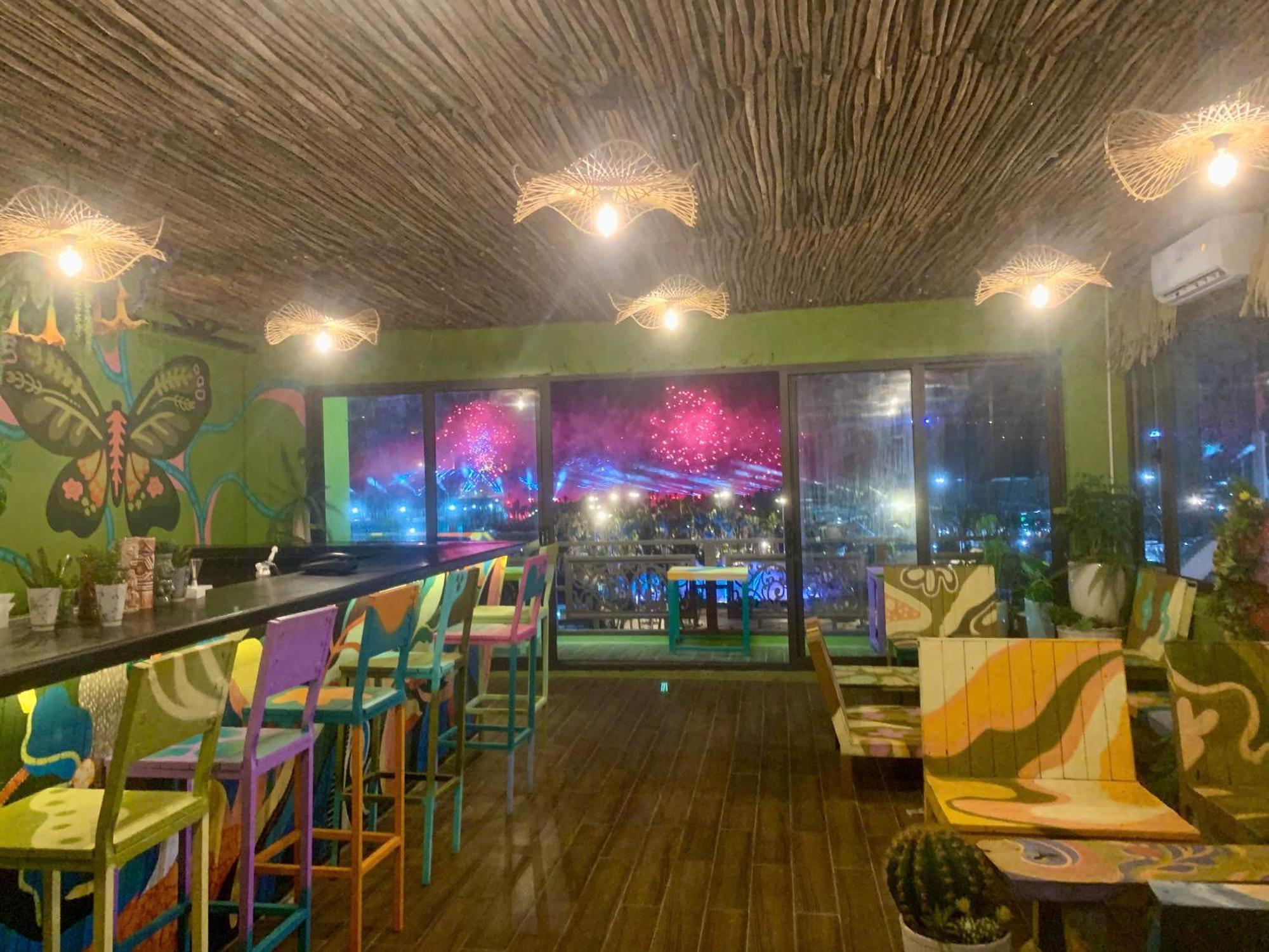 Catba Pod Hostel - Restaurant And Rooftop Bar Dong Khe Sau ภายนอก รูปภาพ