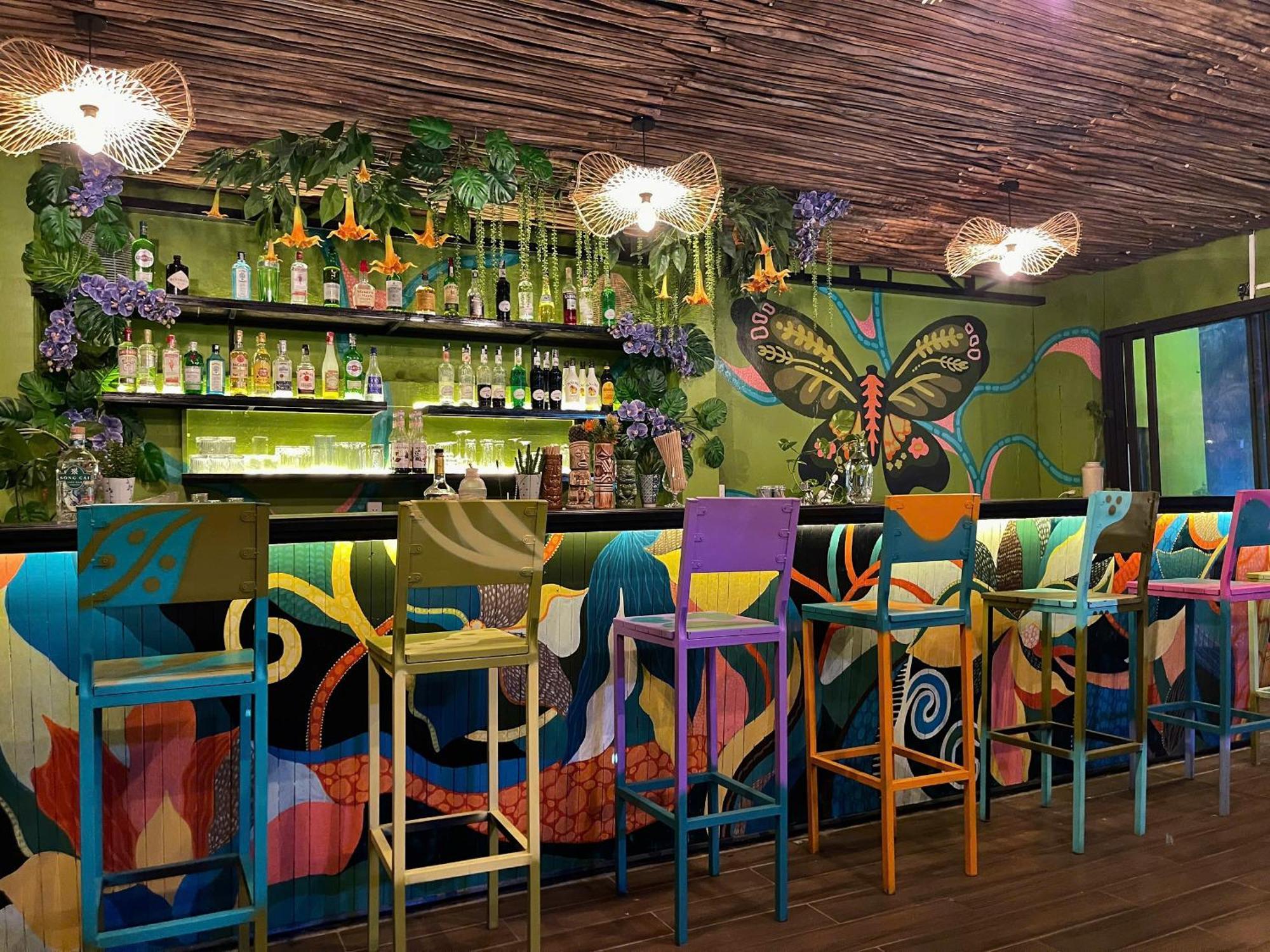 Catba Pod Hostel - Restaurant And Rooftop Bar Dong Khe Sau ภายนอก รูปภาพ